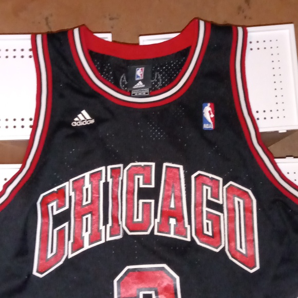 Chicago bulls Jersey - Picture 7 of 7